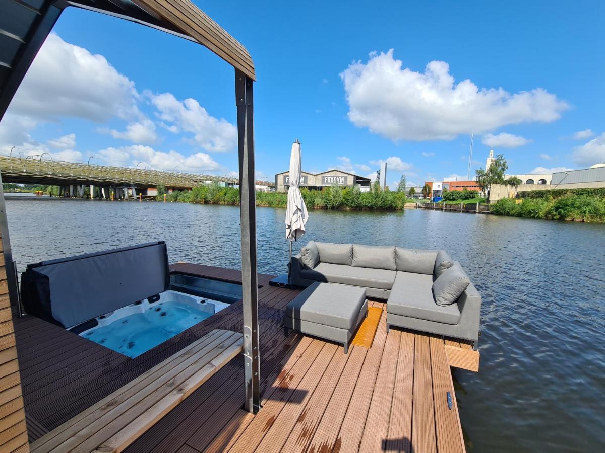 Wikkelboats @ Tramkade Den Bosch Villa Orthen Kültér fotó