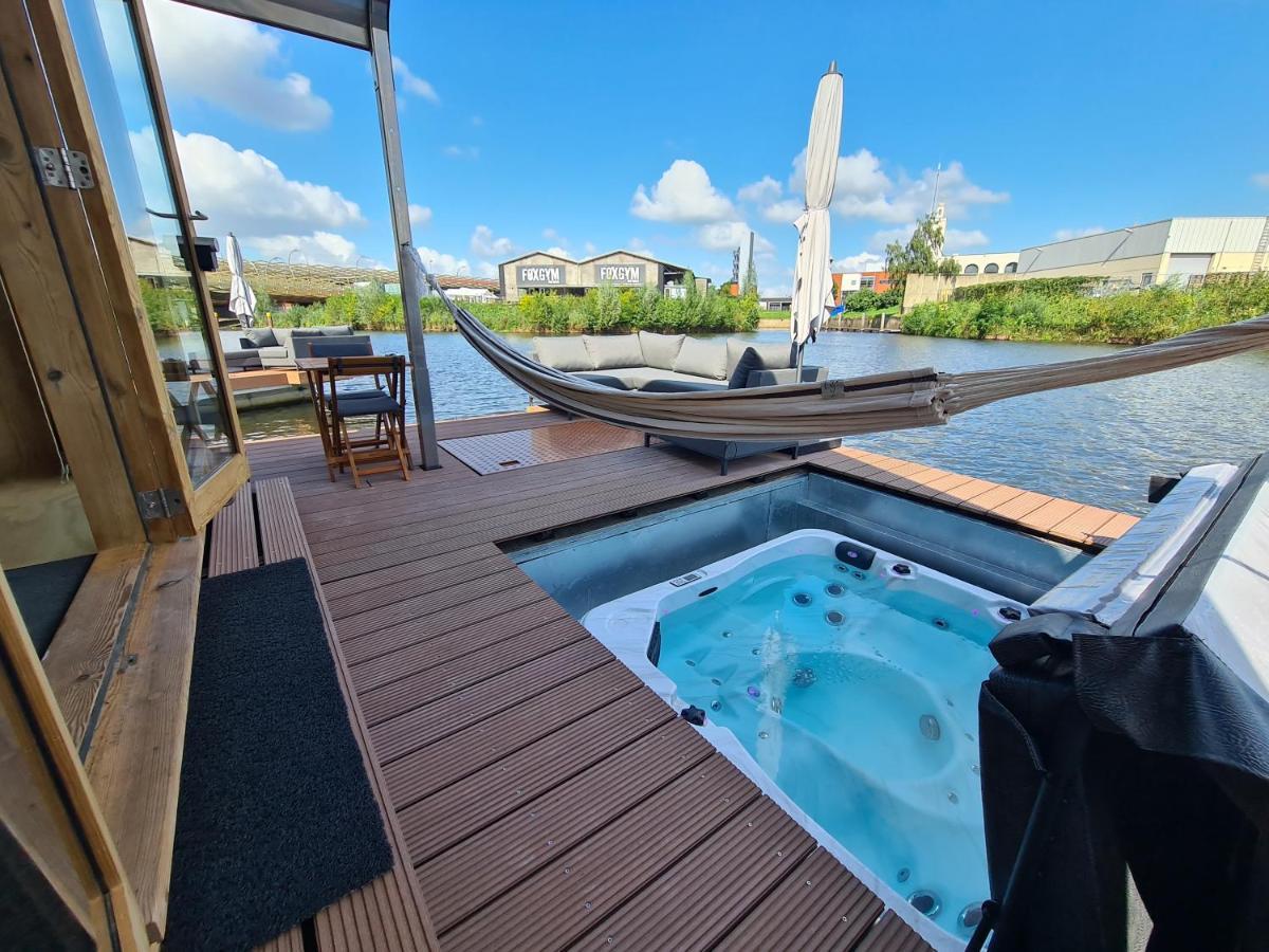 Wikkelboats @ Tramkade Den Bosch Villa Orthen Kültér fotó